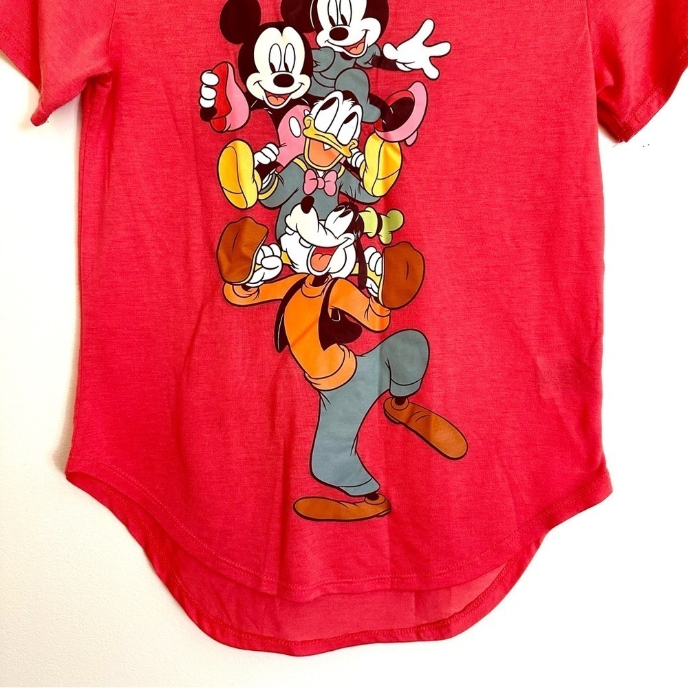 Disney Women’s Rounded Hem Red Tshirt Size Small - Picture 5 of 5